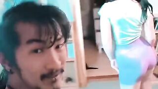 حمقين هه????