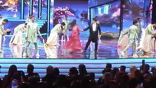 Ali Zafar And Mamia Shajaffar Dance - HUM 22nd Lux Style Awards #shorts #lsa2023 ????.