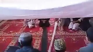 میت کو کفن دینے کا  مکمل طریقہ کم سے کم ہر مسلمان کو آنا چائیے