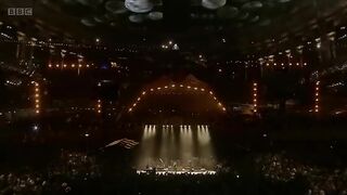 Adele - Set Fire to the Rain