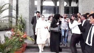 علیمہ خان کے چوبتے ہوئے سوال