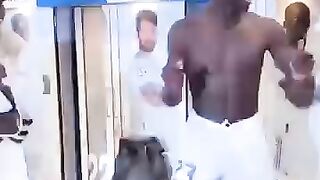 المنتخب الفرنسي والرقصة الجميلة