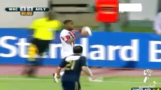 ابو تريكا معى الوداد ????