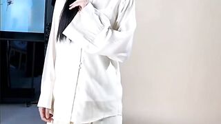 Experience long sleeves