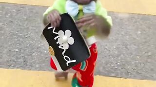 Monkey enjoy