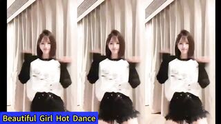 Good Life Good Attitude Good Mood Long Legs  Dance