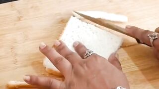 Making Bread Pizza #r4recipes #bread #pizza #breadpizza #pizzalover #pizzarecipe #cooking