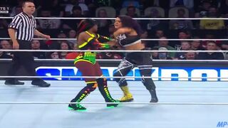 naomi vs bayley wwe women's championship match WWE Smackdown 19th April 2024