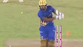 Muhammad Amir VS Avishka Fernando