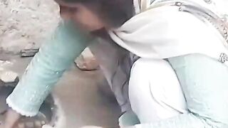 Peyari peyari roti bna rhi hoon /kausar Atiq /