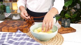 Rezept für Ofenkartoffeln. Du wirst es jeden Tag kochen. Einfach, schnell und lecker!