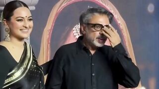 Sonakshi Sinha at the premiere of movie Heeramandi #sonakshisinha #shorts #viral #youtubeshorts #trending #shortvideo #ytshorts
