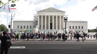 Protests outside Supreme Court as SCOTUS hears Idaho emergency abortions case.
