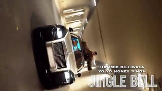 Jingle Bell | Hommie Dilliwala Ft. Yo Yo Honey Singh