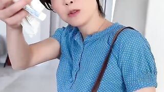 ASIAN MOM AND ASIAN
