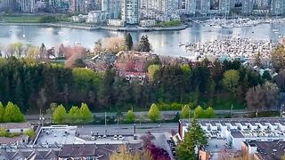 Vancouver through the Season.