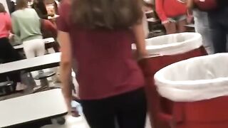 She was so nervous to surprise her boyfriend ????❤️