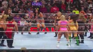 women's world championship match wwe monday night raw 22   april 2024