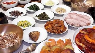 Good food always makes you happy #Who understands how good this bite can be #It's so good it can't be stopped