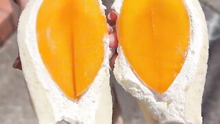 mango sandwich