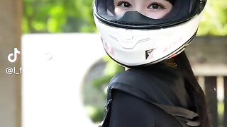 baike lovers driving