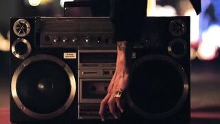 Chris_Brown_-_Loyal__Official_Video__ft._Lil_Wayne,_Tyga(720p)