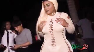 BIG BOOTY DANCE AMAZING