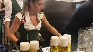 The greatest waitress of all-