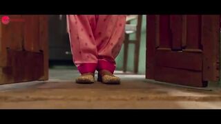 Pariya Surkhi Bindi Gurnam Bhullar Sargun Mehta
