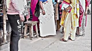 এই যে শুনেন.