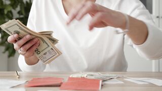 "Financial Growth Secrets: Unlocking Your Wealth Potential"