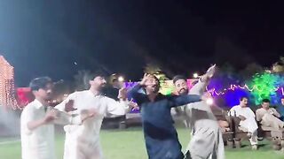 خان
