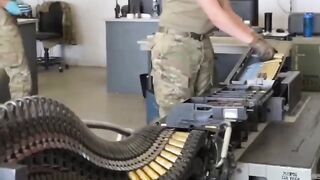6000 rounds per minute - M61 Vulcan Gatling rotary cannon ???????? ????