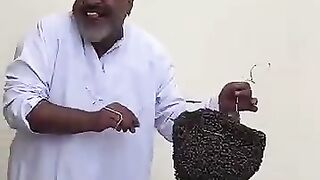 Arbi ne poora Chahta gira dia ????????????????