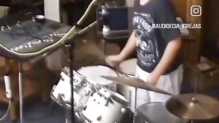 Kid ruins dad’s drum studio