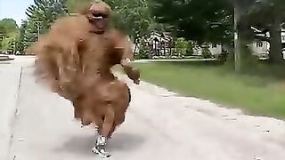الركض بازياء مختلفة