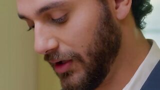Larki Toh Hairaan Reh Gayi...!! #adnanrazamir #ameemasaleem #shorts #humtv #pakistanidrama.