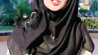Wo dahri my ktna haseen