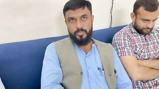Karachi min free ilaj bhi hota he apne dostoon se zaror share karo log majbor hen