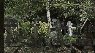 РУСКОТО ГРОБИЩЕ В ПАРИЖ