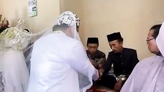 Celana ku robek