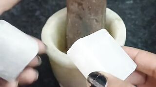 پھٹکری، چمکدار شکن کے لئیے۔۔۔