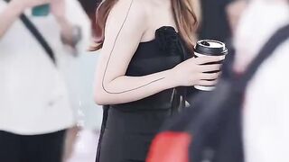 #Perfect Body # Long Legs, Fashion Street Shooting