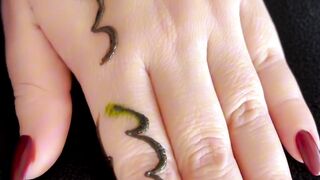 Mehndi design.