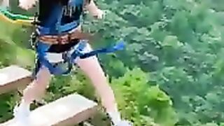 قفز البنجر بالحبل