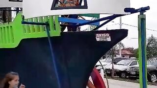 Crianças brincando