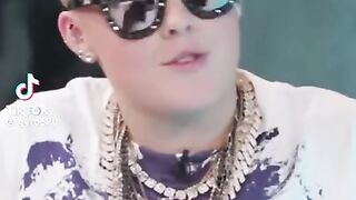 megacomp of jojo siwa’s bad singing