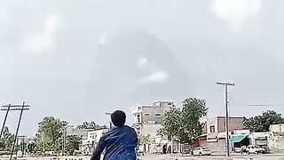Ye kia hai ????