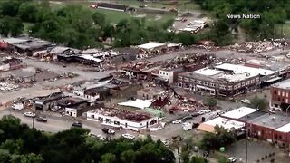 Deadly severe storms, tornadoes hit Midwest