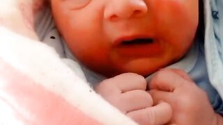 Cute baby videos with beautiful Quran Recitation